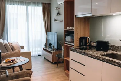 バルコニー付き1ベッドルームアパートメント — Solara Stays Phuket, Bangtao Beach